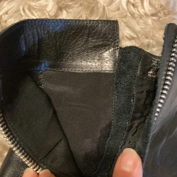 Kenneth Cole black leather ankle boot, Size 7 - Picture 10 of 11